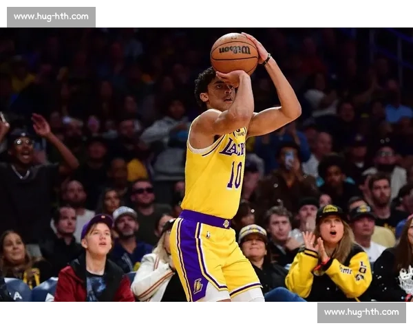 震撼！东契奇浓眉互换东家，湖人独行侠 7 人交易重塑联盟格局