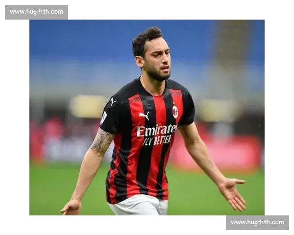 加拉塔萨雷主席澄清：与恰尔汗奥卢的交流纯属偶然，非转会谈判