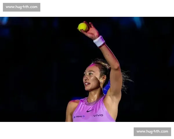 郑钦文决胜盘遭逆转！6-4 扳平仍难敌辛纳科娃